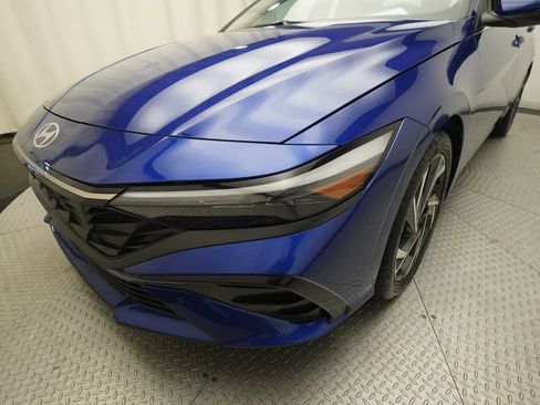 Used 2024 Hyundai Elantra Limited FWD image 22