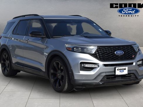 Used 2021 Ford Explorer ST w/ Equipment Group 401A AWD/4WD image 2