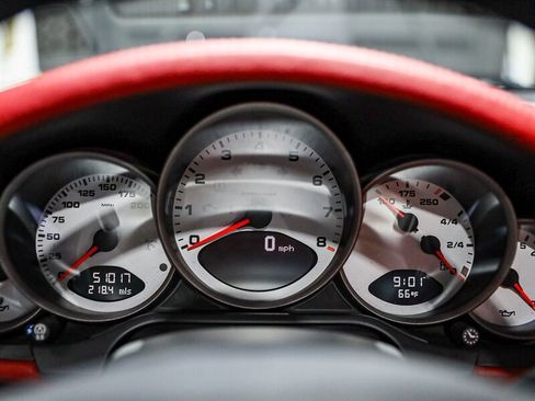 Used 2006 Porsche 911 Carrera S RWD image 20