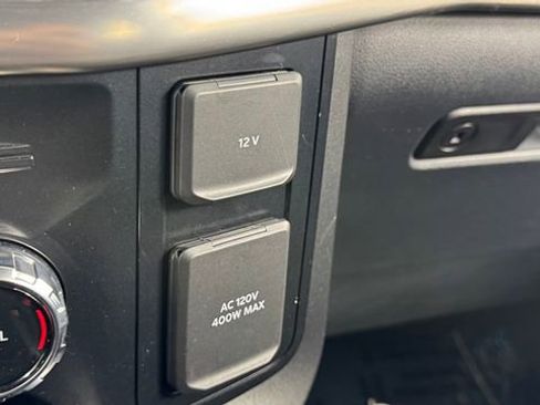 Used 2023 Ford F150 Lariat image 27