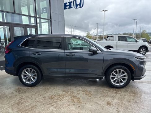 Used 2023 Honda CR-V EX-L image 4