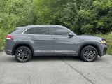 Used 2022 Volkswagen Atlas Cross Sport SEL R-Line image 5