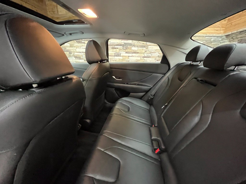 Certified 2024 Hyundai Elantra Limited FWD image 35