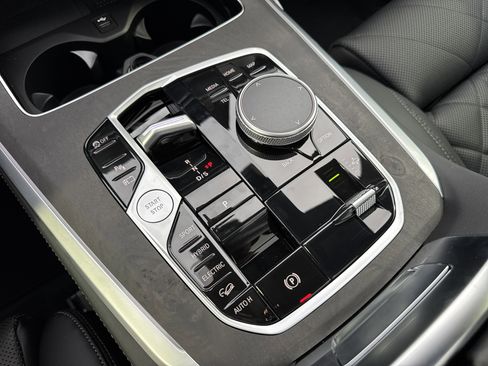 New 2026 BMW X5 xDrive50e AWD/4WD image 17