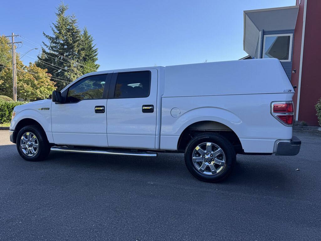 Used 2014 Ford F150 XLT w/ XLT Chrome Package RWD image 5