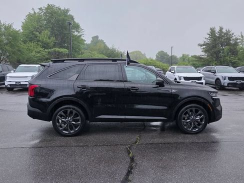 Certified 2023 Kia Sorento SX Prestige AWD/4WD image 9