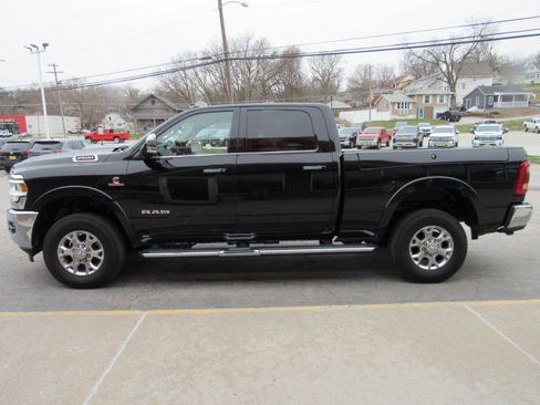 Used 2022 RAM 2500 Laramie AWD/4WD image 10