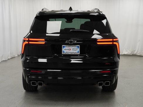 Used 2024 Chevrolet Traverse RS AWD/4WD image 40