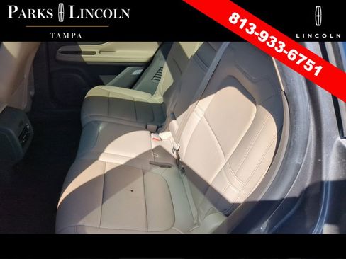 Used 2021 Lincoln Corsair Standard w/ Premium Package image 15