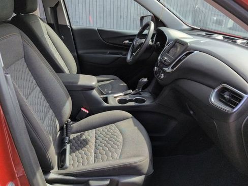 Used 2020 Chevrolet Equinox LT image 29