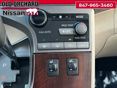 Used 2009 Toyota Venza image 18