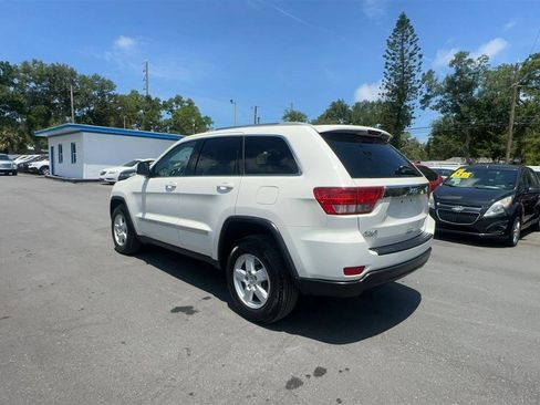 Used 2012 Jeep Grand Cherokee Laredo w/ Laredo E Group AWD/4WD image 14