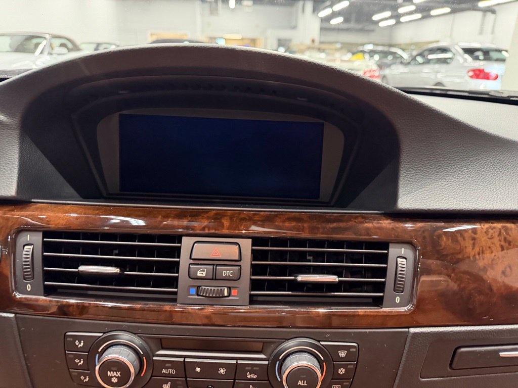 Used 2010 BMW 328i Convertible RWD image 39