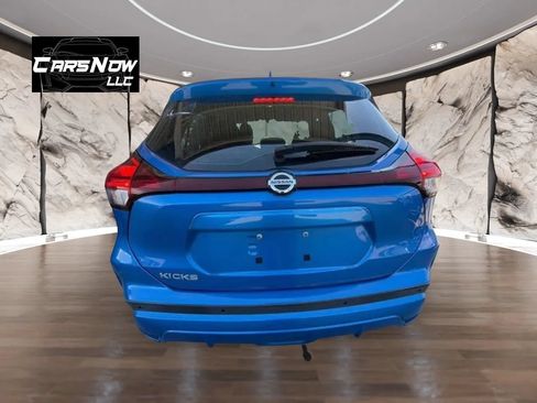 Used 2021 Nissan Kicks S FWD image 9