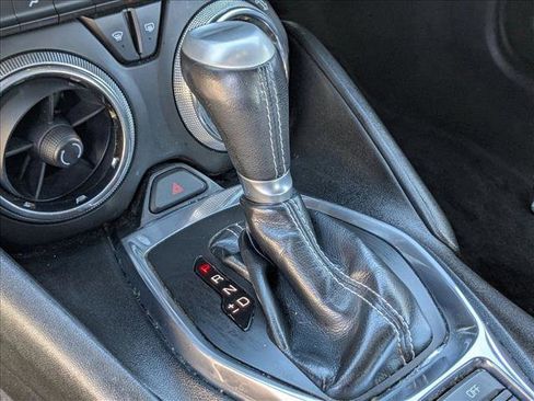 Used 2016 Chevrolet Camaro LT w/ Technology Package image 12