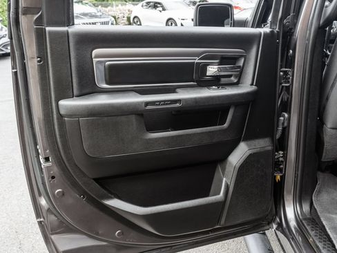 Used 2021 RAM 1500 Warlock AWD/4WD image 25