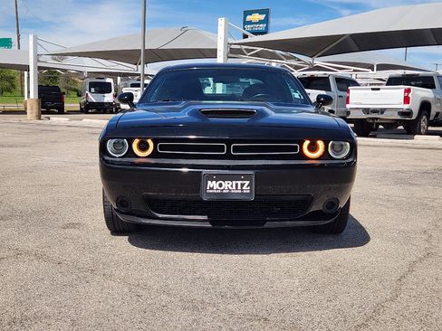 Used 2022 Dodge Challenger GT image 33