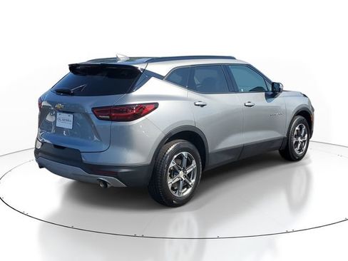 Certified 2023 Chevrolet Blazer LT AWD/4WD image 4
