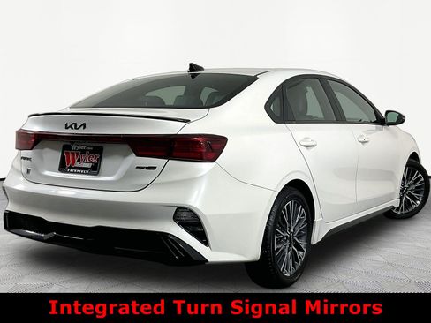 Used 2024 Kia Forte GT-Line w/ GT-Line Premium Package FWD image 6