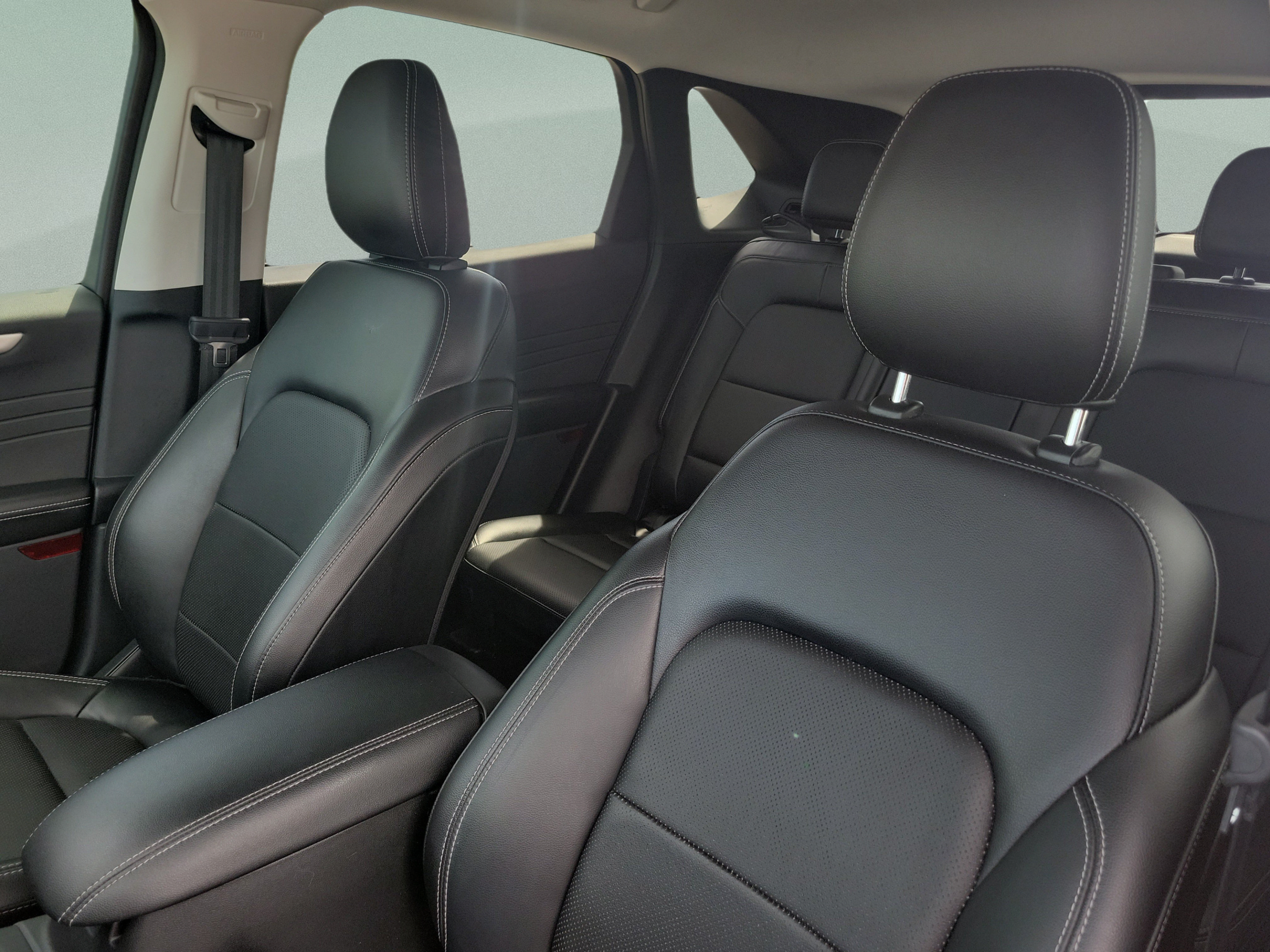 Used 2022 Ford Escape SEL FWD image 18