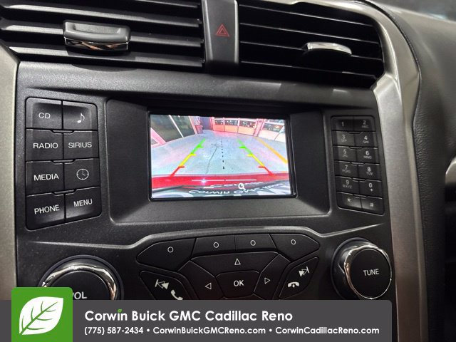 Used 2017 Ford Fusion SE FWD image 23