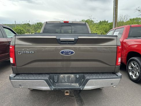 Used 2015 Ford F150 XLT w/ Equipment Group 302A Luxury AWD/4WD image 3
