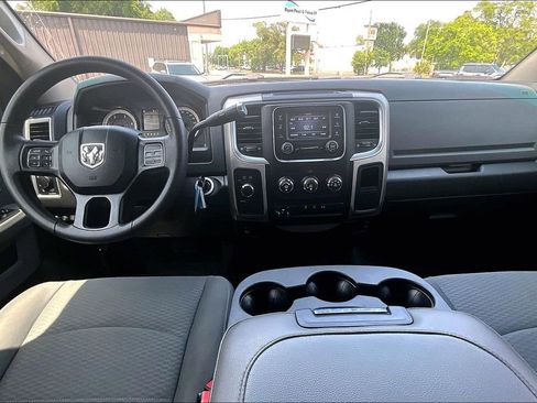 Used 2018 RAM 2500 SLT AWD/4WD image 6