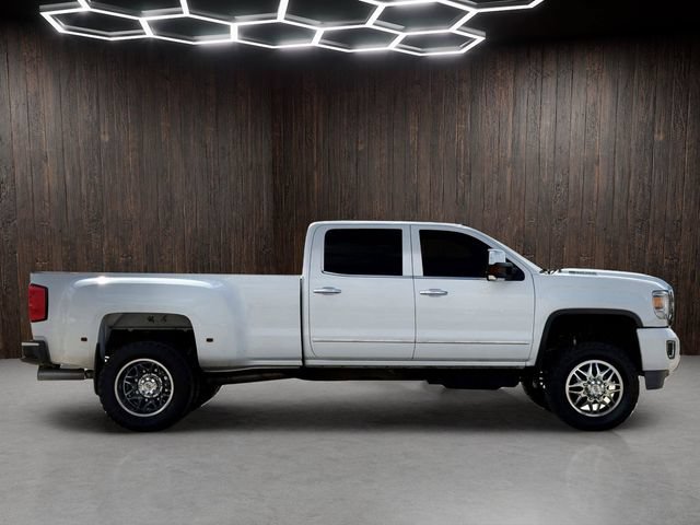 Used 2017 GMC Sierra 3500 Denali AWD/4WD image 2