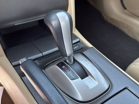 Used 2012 Honda Accord SE image 17