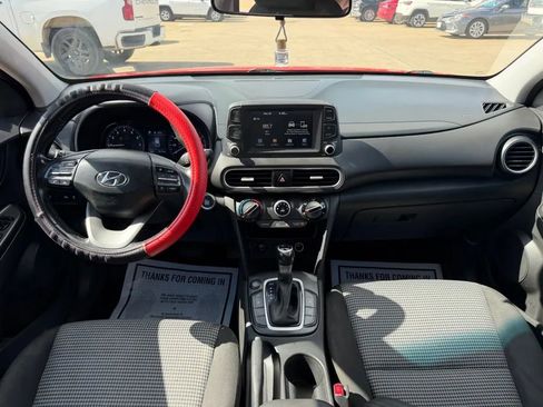 Used 2019 Hyundai Kona SEL FWD image 21