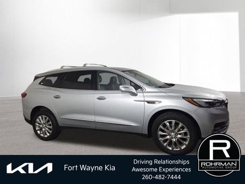 Used 2019 Buick Enclave Essence FWD image 5