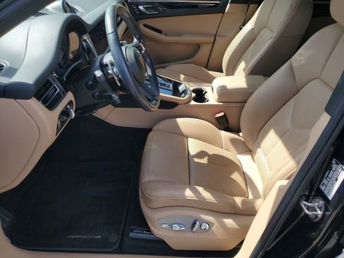 Used 2024 Porsche Macan image 5