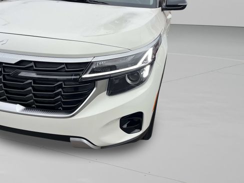 New 2026 Kia Seltos S image 9