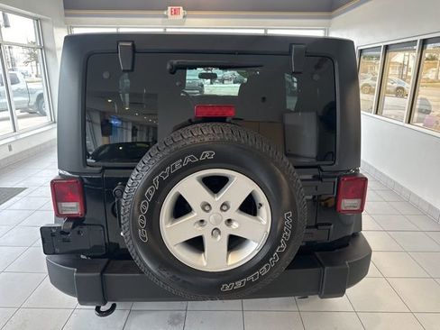 Used 2017 Jeep Wrangler Unlimited Sport w/ Power Convenience Group image 5