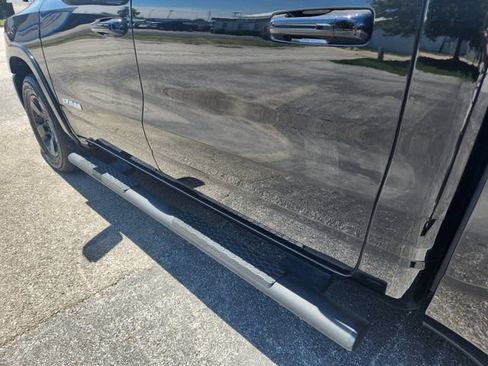 Used 2025 RAM 1500 Big Horn AWD/4WD image 7