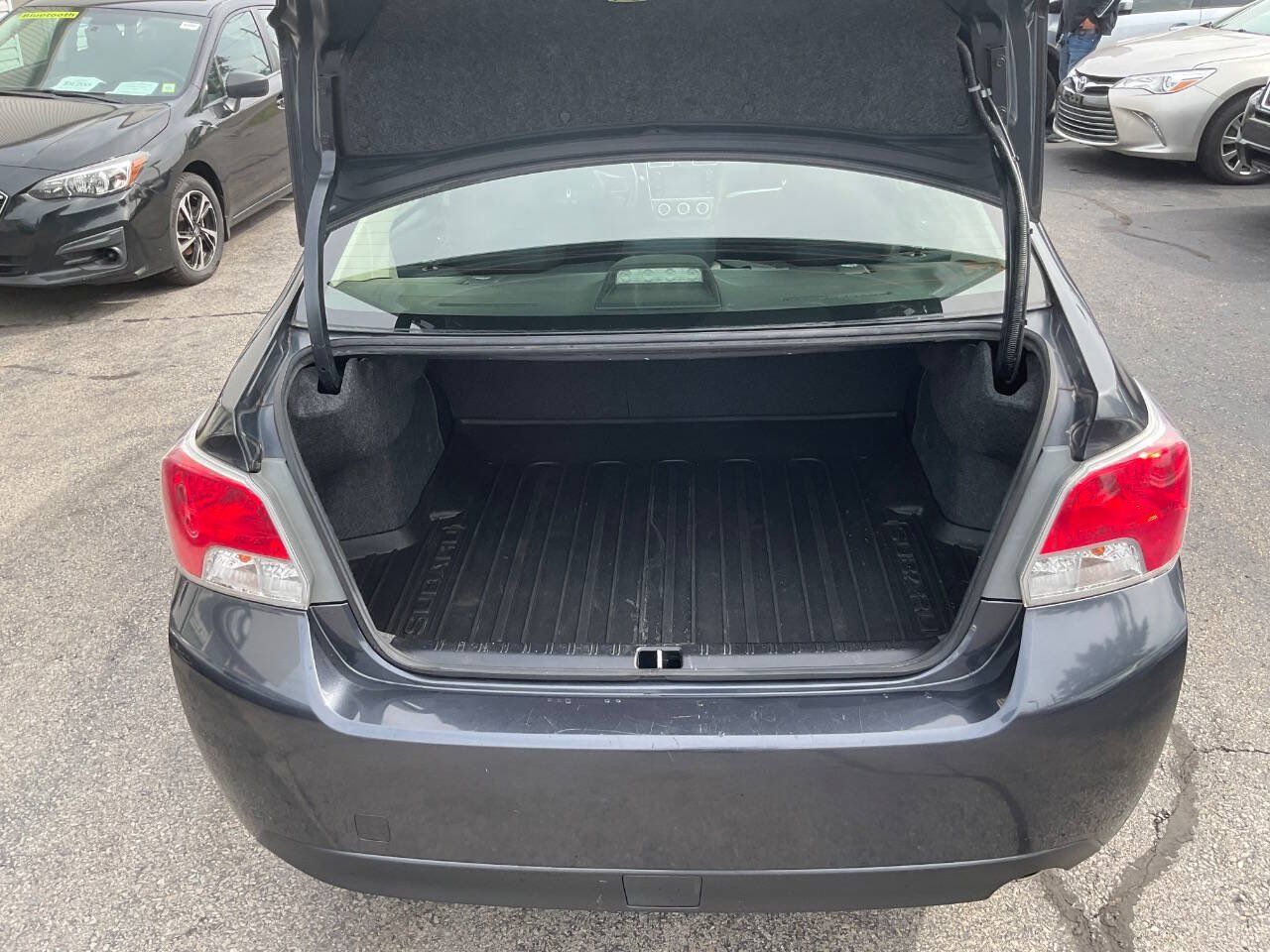Used 2016 Subaru Impreza 2.0i Premium AWD/4WD image 9