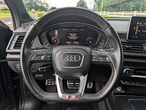 Used 2018 Audi SQ5 Premium Plus AWD/4WD image 22