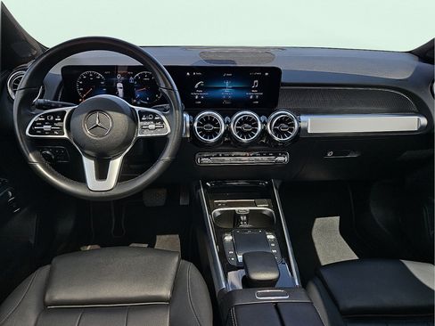 Used 2023 Mercedes-Benz GLB 250 image 11