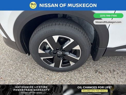 New 2026 Nissan Kicks SV w/ SV Premium Package image 8