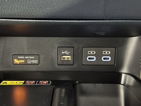 New 2026 Toyota Camry SE FWD image 3