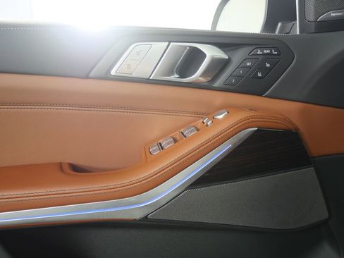 New 2026 BMW X7 xDrive40i w/ Executive Package AWD/4WD image 8