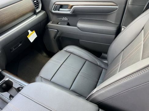 New 2026 Chevrolet Silverado 1500 High Country w/ Midnight Edition AWD/4WD image 20