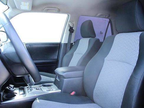 Used 2018 Toyota 4Runner SR5 image 15