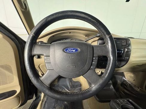 Used 2005 Ford Ranger FX4 image 11
