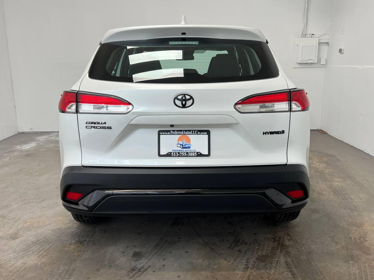 Used 2024 Toyota Corolla Cross AWD Hybrid image 5