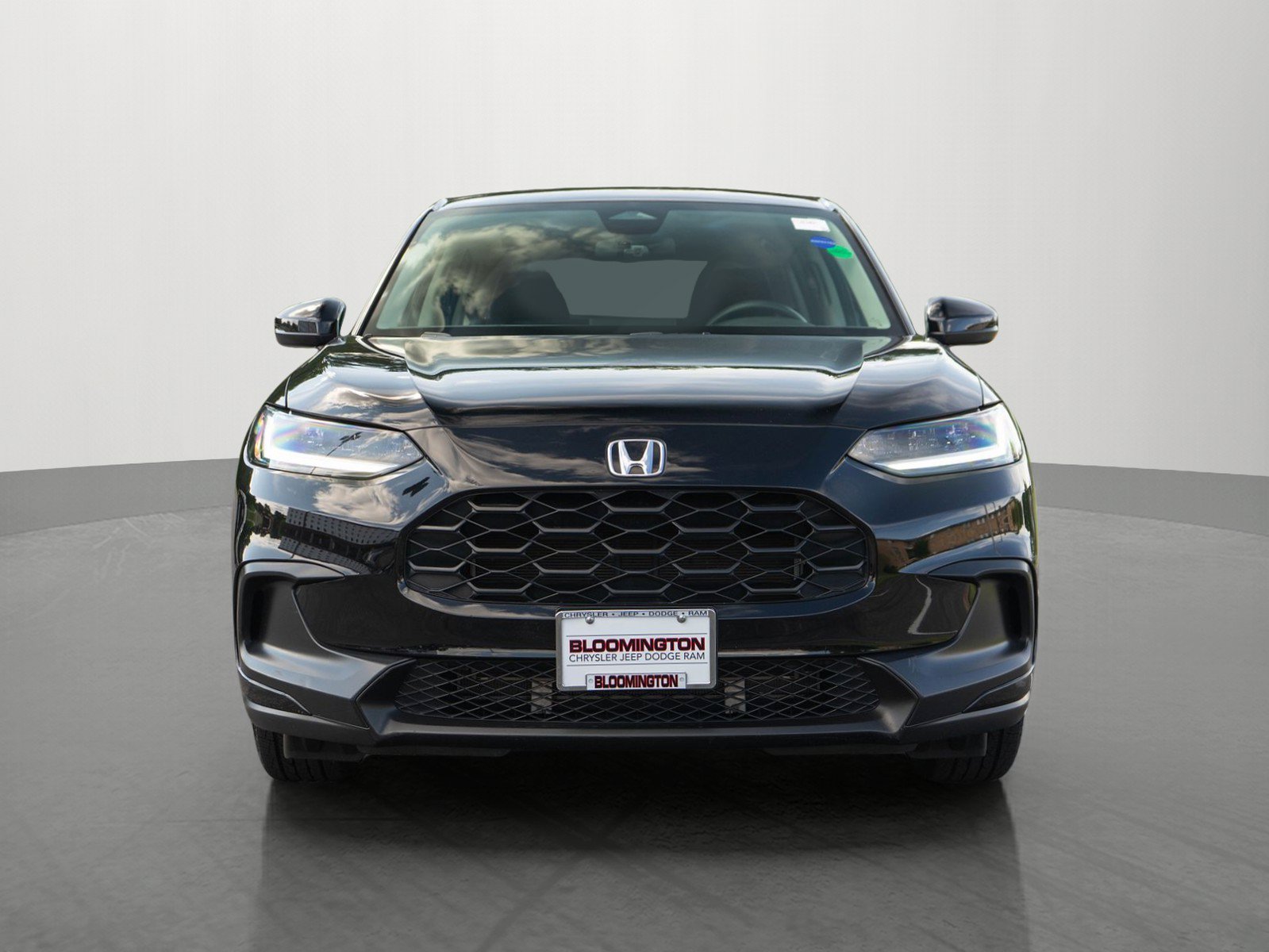 Used 2023 Honda HR-V LX image 2