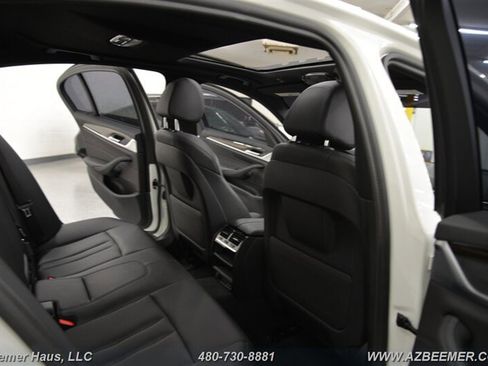 Used 2020 BMW 530e image 23