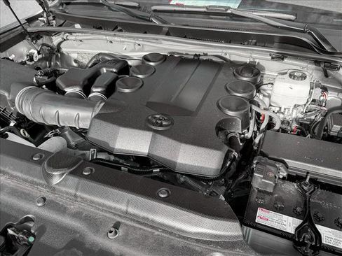 Used 2024 Toyota 4Runner SR5 image 21