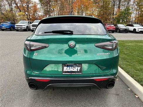 New 2025 Alfa Romeo Stelvio Sprint image 7