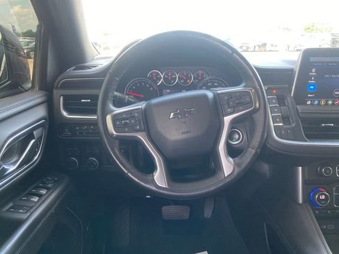 Used 2021 Chevrolet Tahoe Z71 w/ Z71 Signature Package AWD/4WD image 17